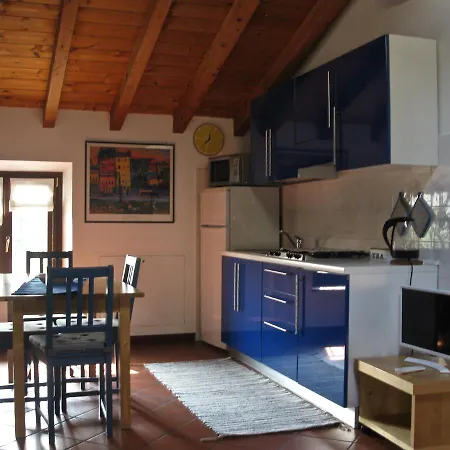 Apartment Corte Roveggia - Monolocale Picasso